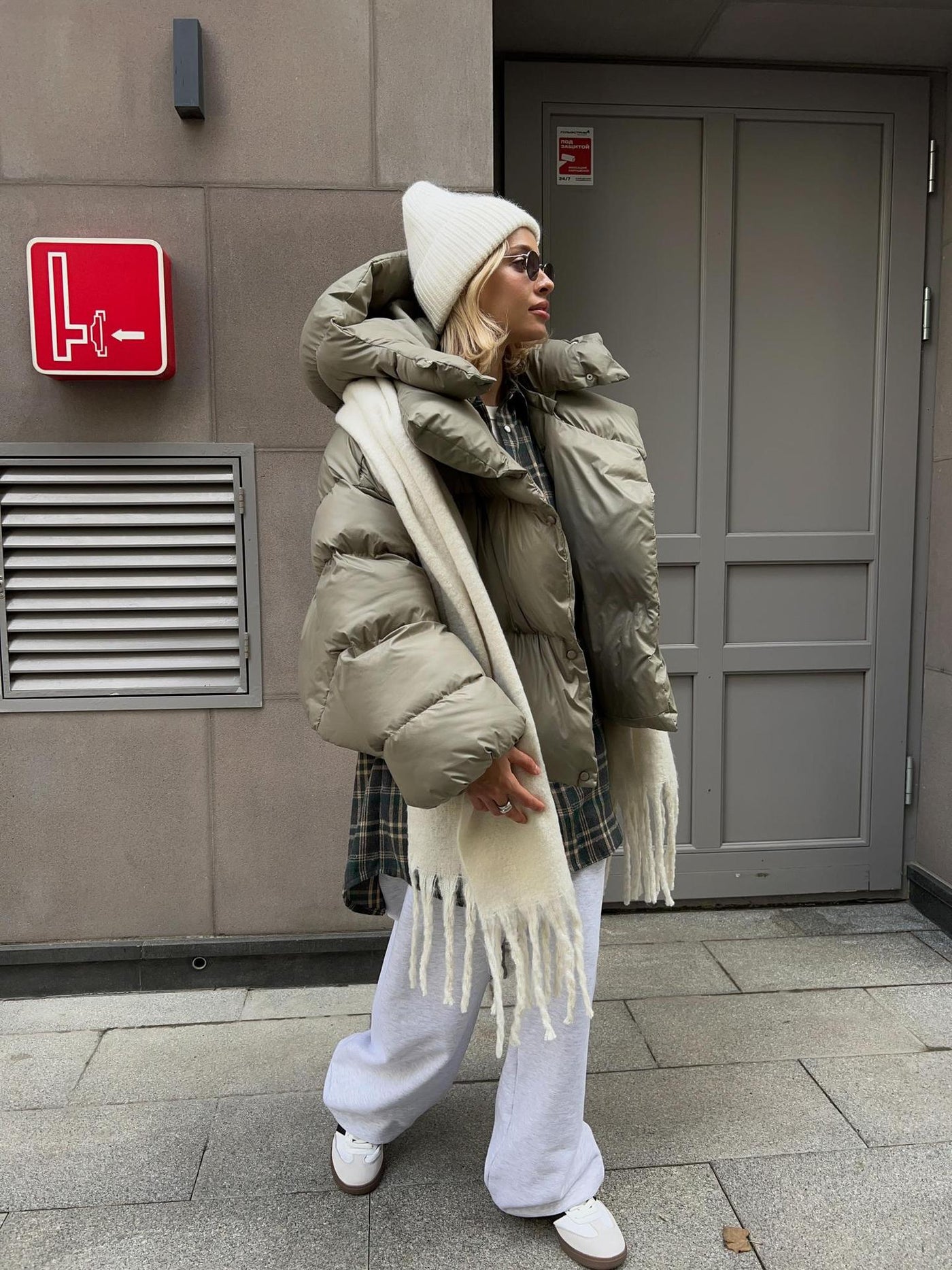Dames Stijlvolle Moderne Korte Puffer Jas | Brynn