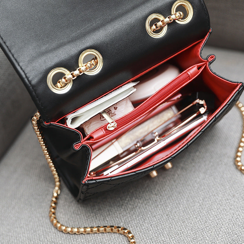 Dames Trendy Gewatteerde Schoudertas met Ruitpatroon en Goudkleurige Ketting | Luiana