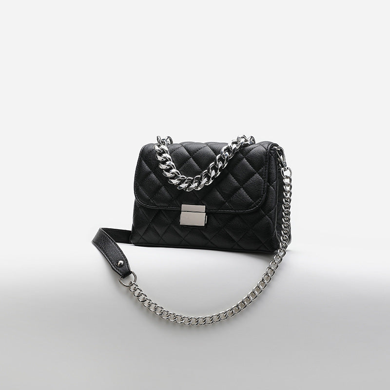 Dames Trendy Schoudertas met Quilted Patroon en Zilverkleurige Ketting | Laphael