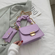 Dames Compacte Schoudertas met Ketting en Geplooide Handgreep | Ladeo