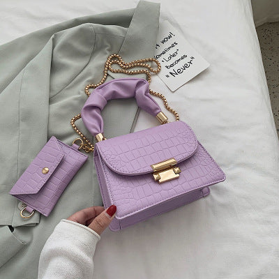 Dames Compacte Schoudertas met Ketting en Geplooide Handgreep | Ladeo