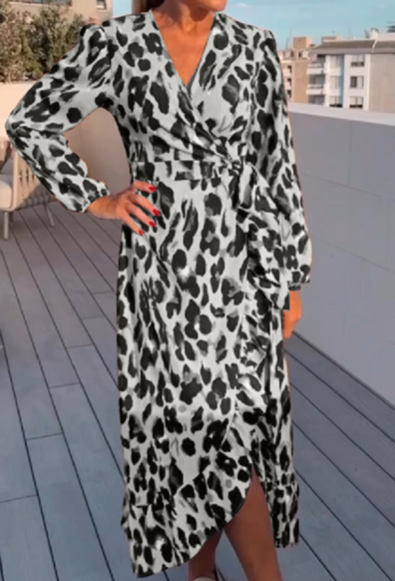 Dames Panterprint Midi Jurk met V-hals en Tailleceintuur | Nalay