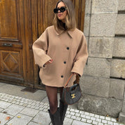 Dames Wijdvallende Trendy Wol Look Jas met Kraag en Knopen | Biara