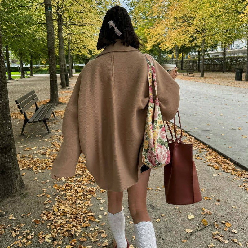 Dames Wijdvallende Trendy Wol Look Jas met Kraag en Knopen | Biara