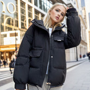 Dames Warme Gewatteerde Puffer Jas met Capuchon en Trendy Zak Details | Balora