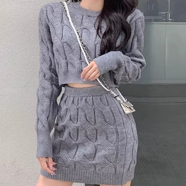 Dames Trendy Stijlvolle Tweedelige Gebreide Set met Structuur Rok en Trui | Dania