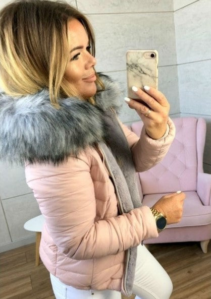 Dames Elegante Stijlvolle Gewatteerde Winterjas met Luxe Faux Fur Capuchon | Borea