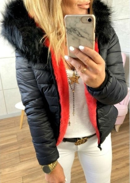 Dames Elegante Stijlvolle Gewatteerde Winterjas met Luxe Faux Fur Capuchon | Borea