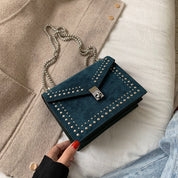 Dames Trendy Kleine Schoudertas met Stud Details | Leni