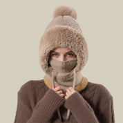 Dames Gebreide Muts met Geïntegreerde Sjaal voor de Koude & Ski Dagen | Lucca