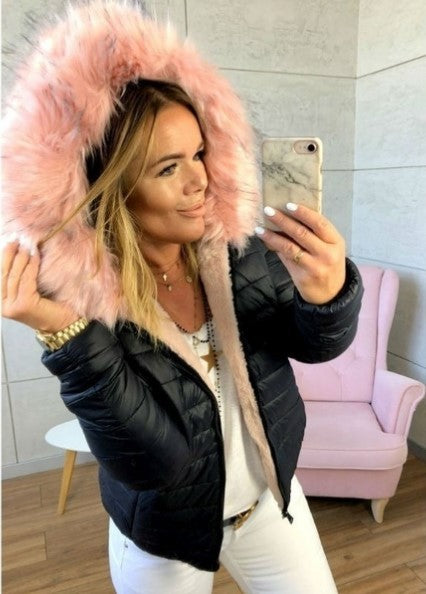 Dames Elegante Stijlvolle Gewatteerde Winterjas met Luxe Faux Fur Capuchon | Borea