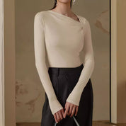 Dames Asymmetrische Top met Lange Mouwen – Elegante Shirt Top | Thyana