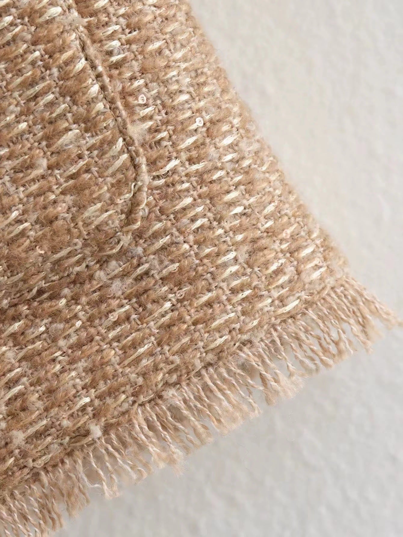 Dames Stijlvolle Trendy Parijs Style Boucle Jas met Gouden Knopen en Zakken | Balencia