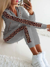 Dames Stijlvolle Trendy Tweedelige Joggingpak met Luipaard Details en Capuchon | Danasa