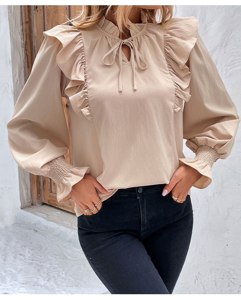 Dames Stijlvolle Romantische Beige Blouse met Ruches | Hella