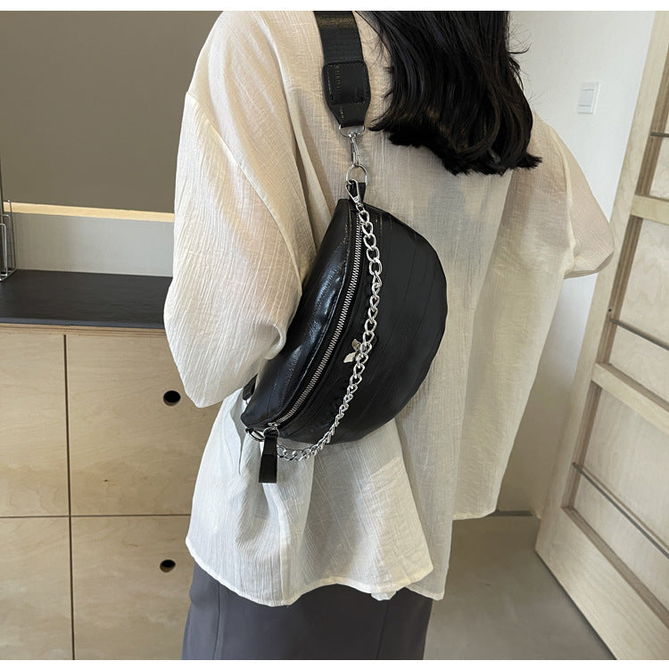 Dames Hippe Crossbody Tas met Ketting Detail | Lipa