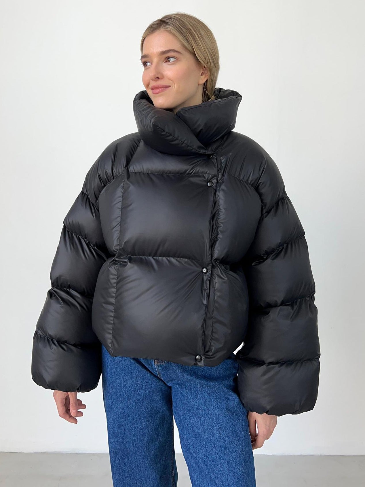 Dames Stijlvolle Moderne Korte Puffer Jas | Brynn
