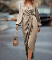 Dames Elegante Maxi Jurk met V-hals en Tailleaccent | Navessa