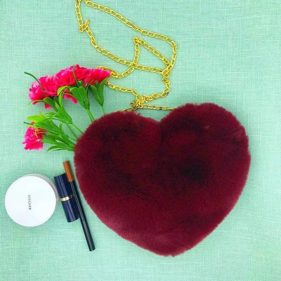 Dames Pluche Hart Crossbody Tas met Ketting Detail | Lexa