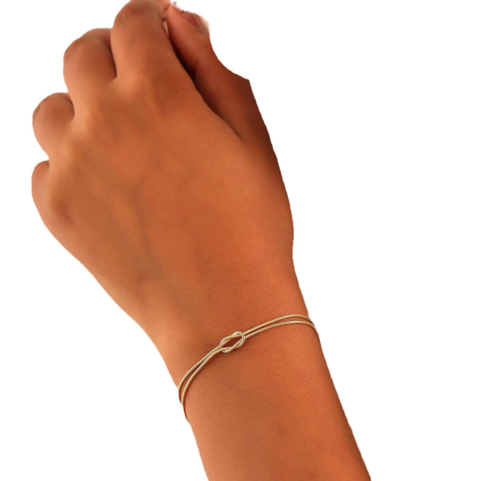 Dames Minimalistische Roestvrij Staal Armband met Liefdesknoop Detail | Leona