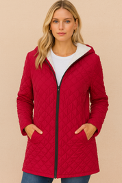 Dames Stijlvolle Elegante Rode Gewatteerde Jas met Capuchon en Witte Voering | Besos