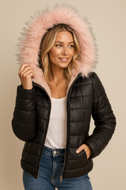 Dames Elegante Stijlvolle Gewatteerde Winterjas met Luxe Faux Fur Capuchon | Borea