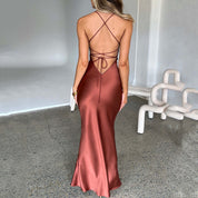 Dames Luxe Satijnen Maxi Jurk | Slim Fit Open Rug Avondjurk met Elegante Pasvorm | Gamari