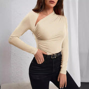 Dames Asymmetrische Top met Plooidetail en Slim Fit Pasvorm | Gewaagd en Charmant | Ghislaine