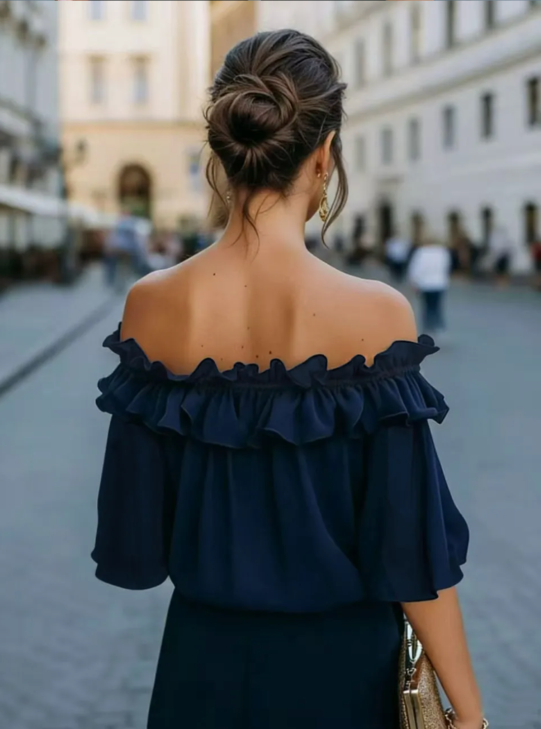 Dames Luchtige Off-Shoulder Blouse | Losvallende Top met Ruches | Grenchen
