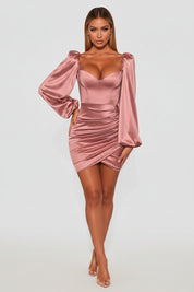Dames Elegante Satijnen Fitted Mini Jurk met Pofmouwen | Ganaria
