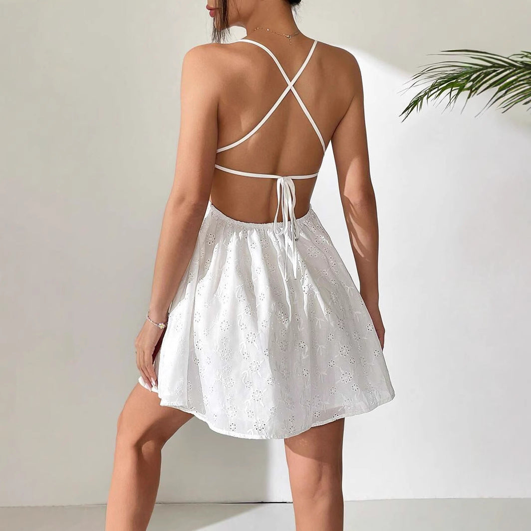 Dames Witte Broderie Mini Jurk met Bandjes | Luchtige Zomerjurk met Elegante Borduursels | Gangelique