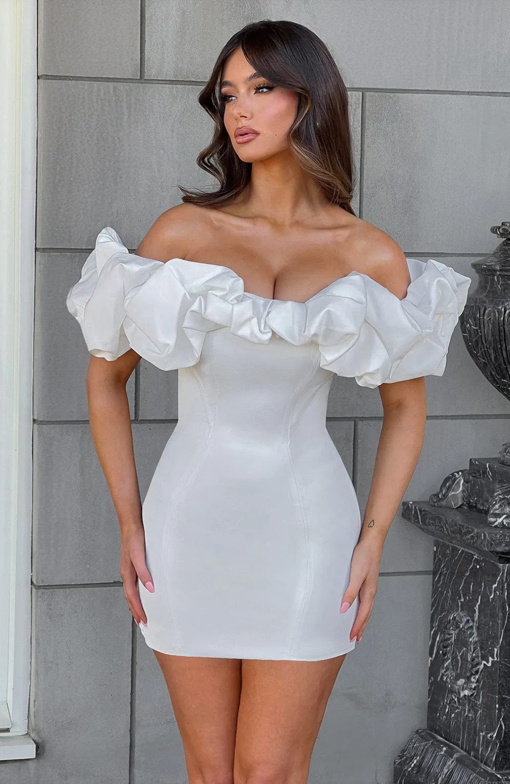 Dames Off-Shoulder Mini Jurk met Ruches | Strakke Luxe Corset Jurk | Garoline
