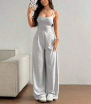 Dames Minimalistische Tijdloze Must-Have Jumpsuit met Wijde Pijpen | Geepa