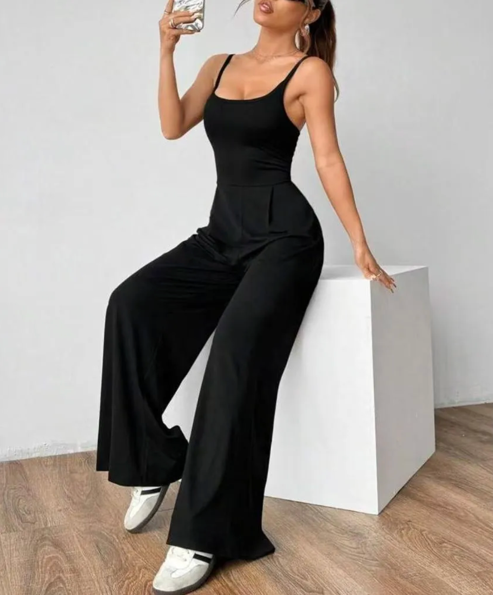 Dames Minimalistische Tijdloze Must-Have Jumpsuit met Wijde Pijpen | Geepa