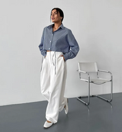 Dames Trendy Losvallende Gestreepte Cropped Blouse met Strikdetail | Gelaine