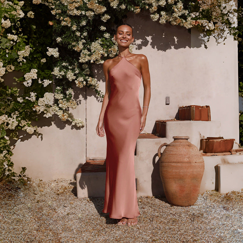 Dames Elegante Halter Maxi Jurk | Satijnlook Slim Fit Open Rug Avondjurk | Gelyna