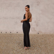 Dames Elegante Satijnen Look Maxi Jurk met Open Rug | Trendy, Luxe en Vrouwelijk | Gosepa