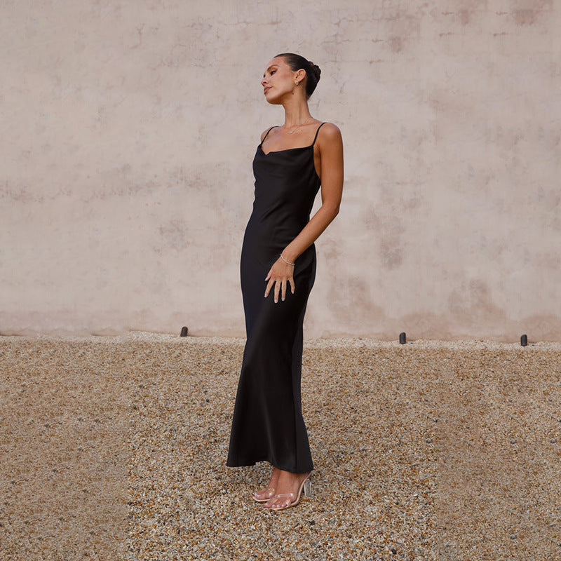 Dames Elegante Satijnen Look Maxi Jurk met Open Rug | Trendy, Luxe en Vrouwelijk | Gosepa