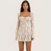 Dames Kanten Mini Jurk met Lange Mouwen en Corset Detail | Luchtig en Zomers | Gracia
