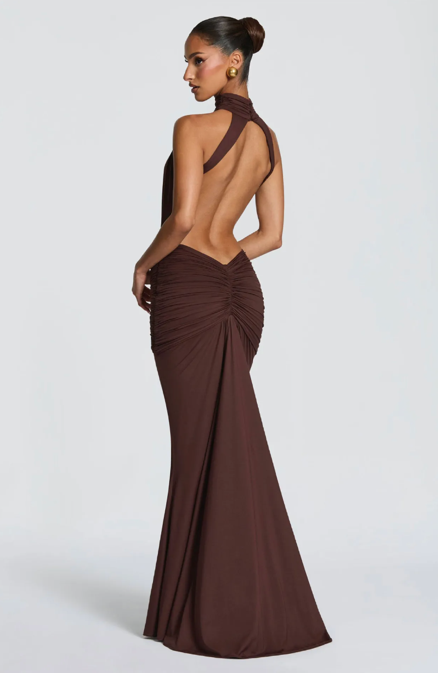 Dames Trendy Halterjurk met Open Rug en Geplooide Taille | Guliana