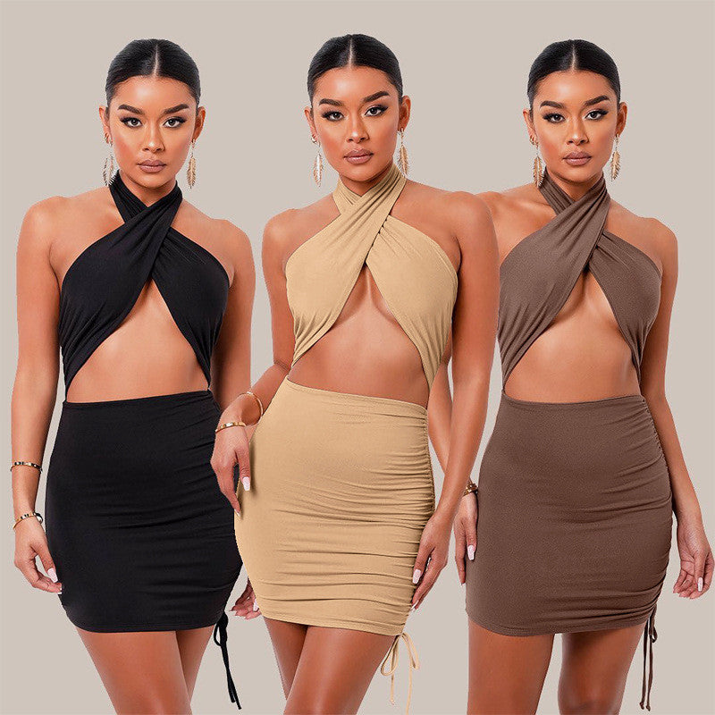 Dames Halter Jurk met Cross-Over Detail en Cut-Out Design | Fitted Festival Zomer Jurk | Gyana
