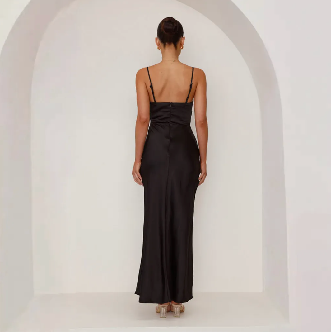 Omayra | Luxe Satin look Maxi Jurk Met Split