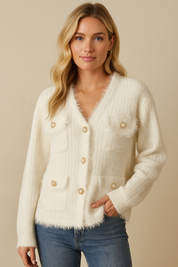 Dames Modieuze Trendy Parijs Style fluffy Vest met Parelknopen | Romee