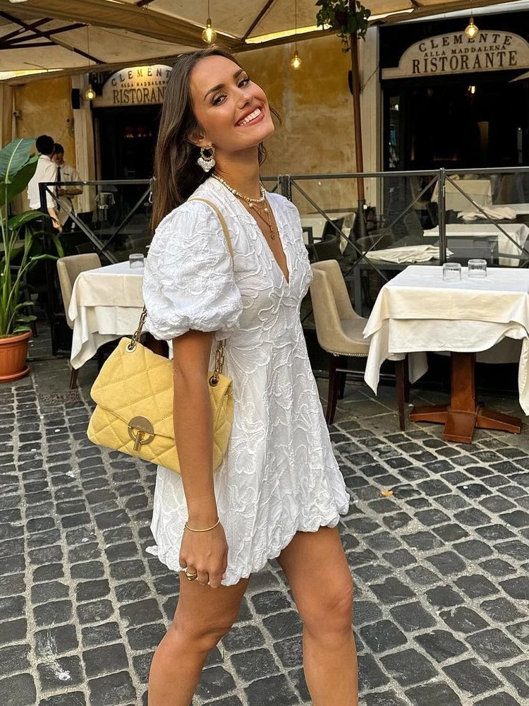 Dames Romantische Witte Jurk met Geborduurde Ruches | Nirana