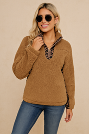 Dames Warme Veelzijdige Teddy Fleece Trui met Panter Print Detail | Stephanie