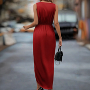 Yarina | Elegante Satijnen Look Wikkel Jurk Met V-Hals