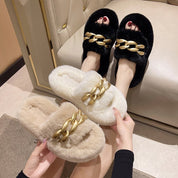 Dames Luxe Trendy Faux Fur Slippers met Ketting Detail | Eshara