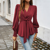 Dames Elegante Top met V-hals en Tailleband met Strikdetail | Hover