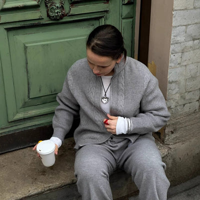 Dames Stijlvolle Tweedelige Gebreide Set met Rits Trui en Broek | Dimisa