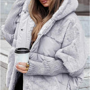 Dames Luxueuze Elegante Trendy Winterjas met Faux Fur Details en Capuchon | Bonadine
